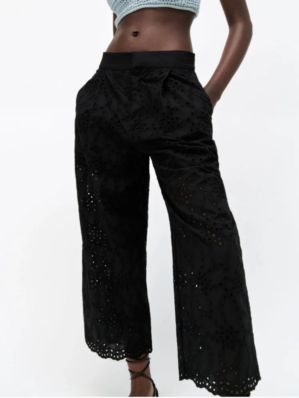 Zara Black Openwork Embroidery Eyelet Cropped‎ Trousers Size L NWT